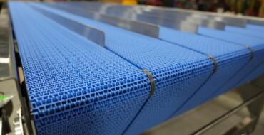 Back to Basics: How to Choose a Conveyor for Dry Processing